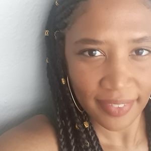 Meet your Posher, Onella